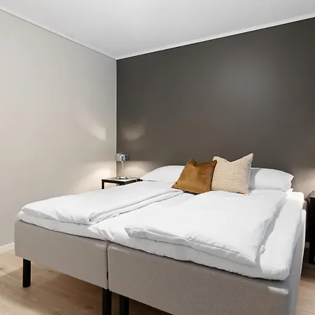 Enter - The Mountain View Apartment *
