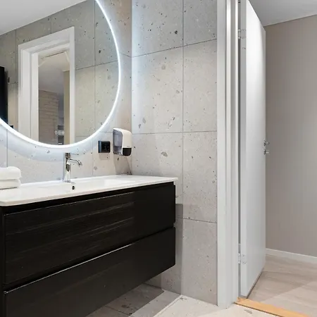 Enter - The Mountain View Tromsø